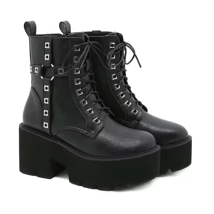 Botas de tobillo de mujer de cuero negro remachadas con tacón grueso de invierno con plataforma de cabeza redonda y parte inferior gótica a la moda - 1