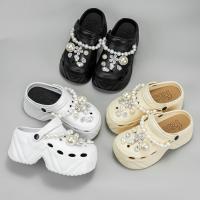 Zapatos de Tacón Alto con Cadena de Perlas de Moda 2025 Estilo de Cuero Falsificado con Patrón de Cuernos Zapatos Casuales para Hombres - details 10