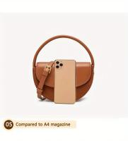 Bolso de sillín para mujer - Bandolera ajustable con herrajes en tono dorado, marrón y beige, perfecto para desplazamientos y salidas informales, elegante diseño de media luna, forro de poliéster duradero - details 10