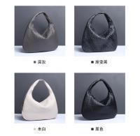 Nuevo bolso en forma de media luna para mujer, moda versátil, bolso de hombro de estilo europeo y americano - details 12