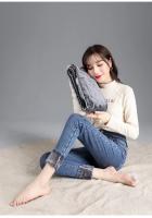 Pantalones vaqueros térmicos de lana gruesa para mujer, Vaqueros ajustados cálidos de cintura alta, pantalones pitillo con botones elásticos, pantalones vaqueros informales de terciopelo para mamá - details 23