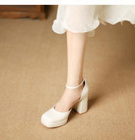 Zapatos de tacón grueso con una tira de moda de nuevo estilo - details 14