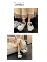 Zuecos de moda con dijes, recién llegados, suela gruesa, pantuflas de exterior para mujer, sandalias de playa de verano de alta calidad para niñas - details 6