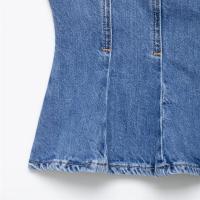 PB&ZA2025 chica atractiva, top vaquero ajustado con escote envolvente, cuello recto, hombros descubiertos, informal, versátil, para uso diario, novedad de verano, ropa de mujer - details 4