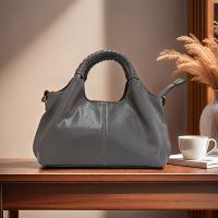 Bolso Elegante de Tote Gran Capacidad, Correa Ajustable, Cierre con Cremallera, Linedo de Poliéster, Pintado a la Edad Versátil para el Uso Diario, Negro/Marrón - details 0