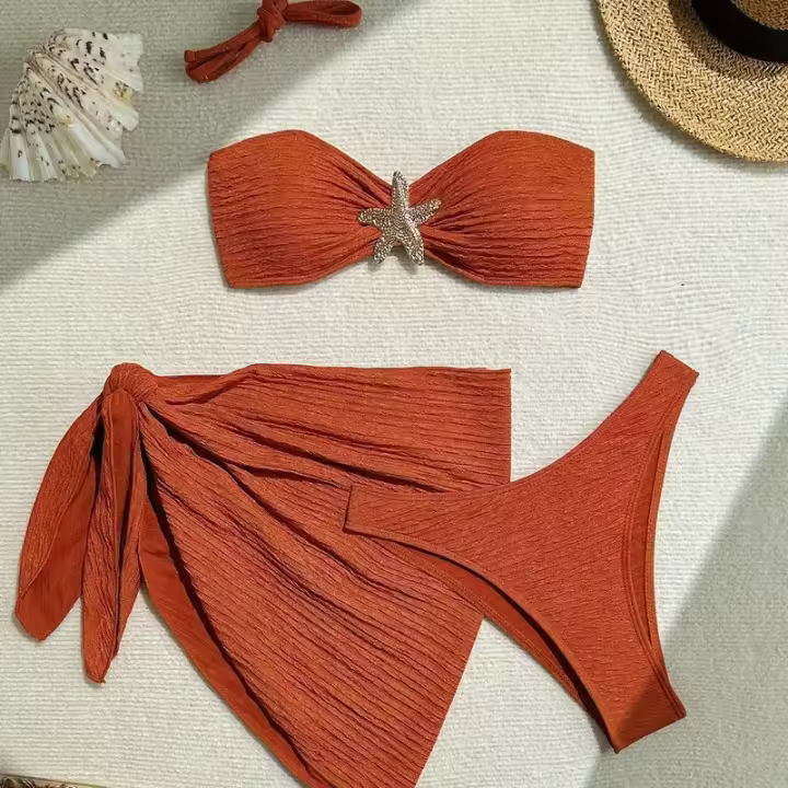 2025 nuevo bikini traje de baño de color sólido conjunto de tres piezas vestido de playa sin tirantes para mujer - 1