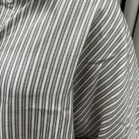 Conjunto de pantalones cortos a rayas para vacaciones para mujer, camisa informal con botones y solapa, pantalones cortos con cintura elástica, traje de playa para primavera y verano 2025 - details 10