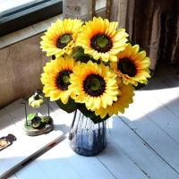 Ramos de Girasol Artificiales Búquet de Flores Falsas de 7 Cabezas 29cm de Enredaduras - details 2