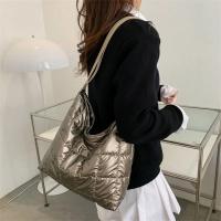 Bolso de mano de algodón con almohadilla espacial para mujer, bolsa de viaje de hombro acolchada, de gran capacidad, impermeable, a la moda, Invierno - details 54