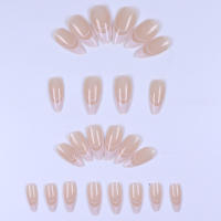 Set De 24 Uñas Postizas Cortas En Rosa Nude Con Líneas Doradas Y Diseño De Amor Cubiertas Por Encima Con Archivo Y Pegamento Para Uñas - details 1
