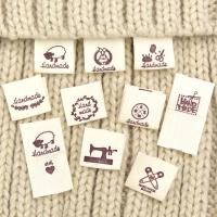Tijeras de oveja con forma de corazón, etiquetas de tela con patrón de dibujos animados, hechas a mano con amor, accesorios de costura, 50 piezas - details 1