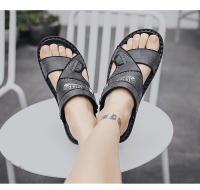 Sandalias de hombre Verano 2023 Nuevos zapatos casuales Moda al aire libre Conjunto de moda fresco Pie Zapatillas de doble propósito - details 11