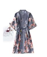 Conjunto de kimono de seda sintética para mujer, pijama y albornoz sexy estampado, ropa interior de verano, 2 piezas. - details 1