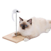 PAWZ Road Camita para gatos con dos grandes condominios, almohadilla rascadora, rascadora para gato desmontable, casa de madera para gatos con tapetes mullidos, muebles para gatos y juguetes para gatos - details 21