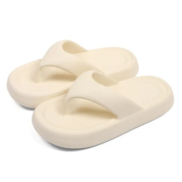 Pisar chanclas de mierda y usar zapatillas de playa de suela blanda antideslizantes para parejas con suela gruesa - 1
