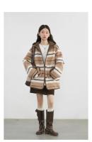 Abrigos de plumas para mujer, chaqueta holgada de un solo pecho con capucha y rayas contrastantes, chaqueta femenina para Otoño e Invierno 2024 - details 11