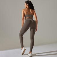 Conjunto de Yoga Sin Costuras para Mujeres Chaleco de Entrenamiento, Pantalones, Sujetador, Shorts de Gimnasio, Leggings de Correr de Cintura Alta Conjuntos Deportivos - details 24