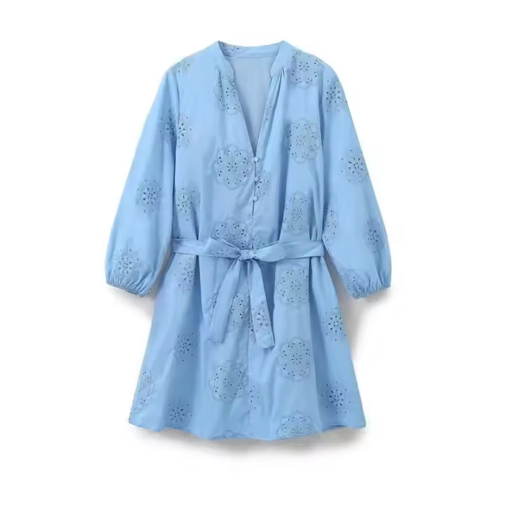 OUWU- Vestido Mini de Verano 2025 para Mujer de Algodón Azul Claro con Bordado, Cuello en V, Botones, Cinturón, Manga Abullonada y Diseño de Ojales. - 1