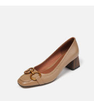 Zapatos de tacón de piel suave con hebilla de metal y tacón grueso con punta cuadrada - details 7