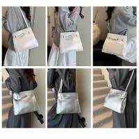 Nuevo Bolso tipo cubo Textura De Alta Gama Bolsa De Hombro Crossbody Textura Bolsa De Hombro Moda Bolsa De Mujer Portátil - details 10