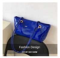 Bandolera de cuero de charol elegante, bolso de gran capacidad de estilo coreano dulce para las axilas, bolso de mano liso de Color sólido para ir al trabajo al aire libre - details 6