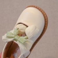 Zapatos de cuero para niños y niñas, zapatillas versátiles informales antideslizantes con lazo de princesa, fondo suave, a la moda, novedad de otoño, 2024 - details 7