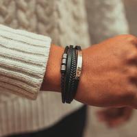 Pulsera de cuero de alta gama para hombre de 21cm, Sello Seguro de Arce inoxidable, Tres Colores, exquisita Caja de regalo, para los - details 0