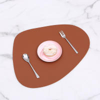 Manteles individuales y posavasos de piel, manteles individuales y posavasos lavables de PVC, resistentes al calor, antideslizantes, antimanchas, aptos para mesa de cocina, 39x33cm - details 9