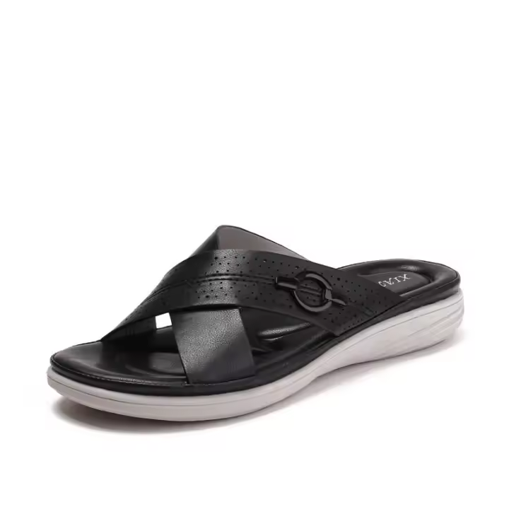 Sandalia Sandalias antideslizantes de suela gruesa, novedad de verano 2025, zapatillas informales con hebilla de cinturón de talla grande y tacón inclinado, zapatos de mujer - 1