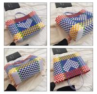 Nuevas llegadas de individualidad de verano, bolso portátil de contraste de Color para mujer, bolso de mano para compras en la playa y vacaciones, cesta de verduras - details 1