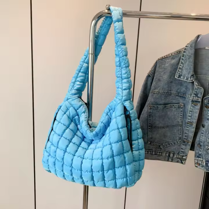 Bolso de hombro tipo bandolera con diseño de nubes plisadas para mujer, bolso de mano de gran capacidad con doble cara y doble tirón - 1