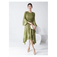 Vestido de otoño e invierno de alta calidad, con mangas acampanadas, falda de longitud media irregular, ajustada, con volantes, - details 6