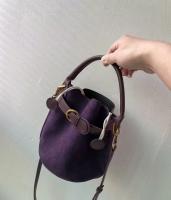 Bolso bandolera de hombro de terciopelo púrpura de alto grado de nicho - details 4