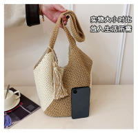 Bolso tejido de gran capacidad para mujer primavera y verano nuevo bolso de hombro de color en contraste bolso de playa versátil para vacaciones en la playa - details 4
