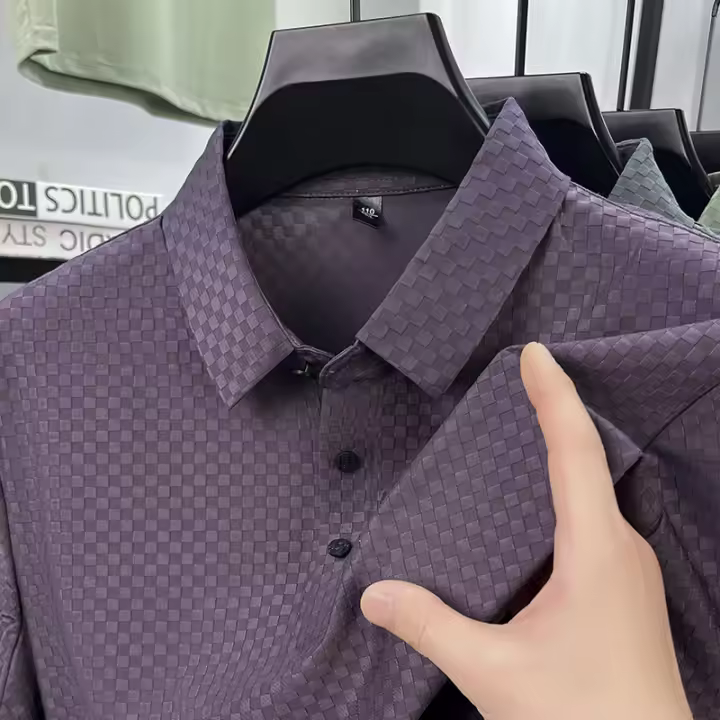 Camiseta de manga corta sin costuras Ice Silk para hombre, resistente y sin arrugas. Polo de verano con cuello business, holgado y fino, - 1