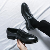 Zapatos formales de negocios para hombre, calzado de cuero PU de tacón bajo, estilo británico, hebilla de Metal a la moda - details 10