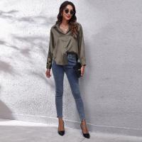 Blusa de satén con botones para mujer, camisa informal holgada de manga larga para oficina y trabajo, 17 colores - details 5