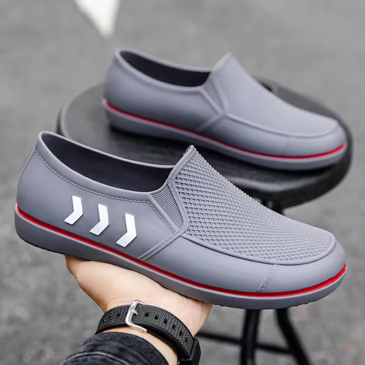 Botas de lluvia para adultos con corte bajo, impermeables, antideslizantes, para trabajo en la tierra y cocina, zapatos de exterior resistentes al agua y secos. - 1