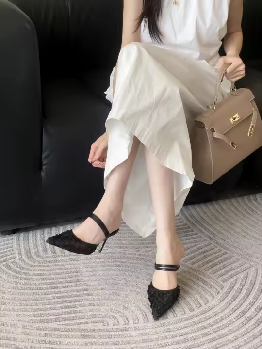 Nuevos tacones altos puntiagudos, hilo de malla para mujer, una palabra con boca ligera, cabeza de bolso estilo hada de moda, medias zapatillas. - 1