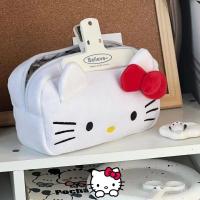 Funda de Lápices de Peluche Hello Kitty Bolsa de Almacenamiento de Papelería Grande para Estudiantes Bolsa de Maquillaje Kawaii para Niñas Regalo de Fiesta Perfecto - details 2