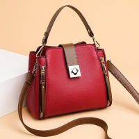 Bolso de hombro pequeño para mujer, bolso cruzado de cuero de PU de diseñador, bolso informal de color sólido - details 3