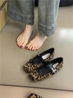 Zapatos de mujer otoño 2025, nuevos zapatos individuales de suela plana con hebilla de cinturón plateada, estilo Mary Jane. - details 6