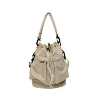 Bolso cruzado de cubo ligero, bandolera plisada verde militar/blanco cremoso para teléfono móvil, llavero de cosméticos - details 3