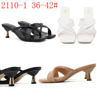 Sandalias sexys con punta cuadrada y tacones bajos. - details 17