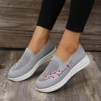 Zapatillas de deporte de malla transpirable para mujer, zapatos cómodos con flores, suaves y sólidos, a la moda, ligeros, 2022 - details 22