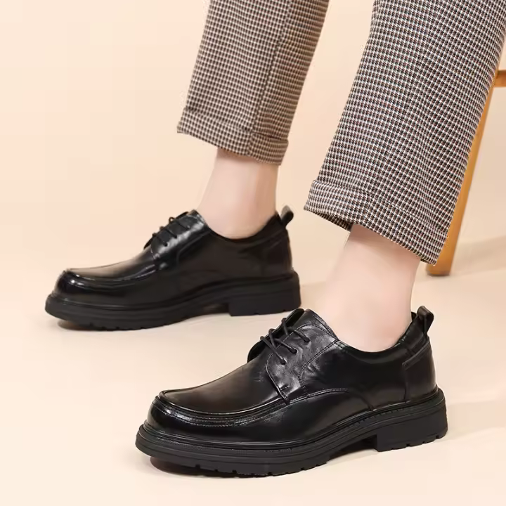 Zapatos de cuero genuino para hombres 2025 Nueva cubierta de tacón bajo transpirable - 1