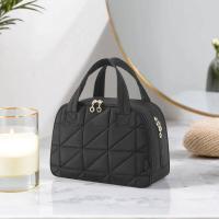 Bolso acolchado de maquillaje para mujer, organizador de maquillaje de gran capacidad, bolsa de cosméticos para artículos de tocador, accesorios, mochila de lujo de alta gama - details 2