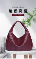 Nuevo bolso en forma de media luna para mujer, moda versátil, bolso de hombro de estilo europeo y americano - details 1