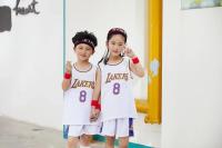 Nuevo Uniforme De Baloncesto Para Niños Y Niñas Lakers 23/24 Camiseta Y Chaleco De Entrenamiento Casual Para Escuela Primaria Estilo Deportivo Unisex Material Poliéster Apto Para Todas Las Estaciones - details 1