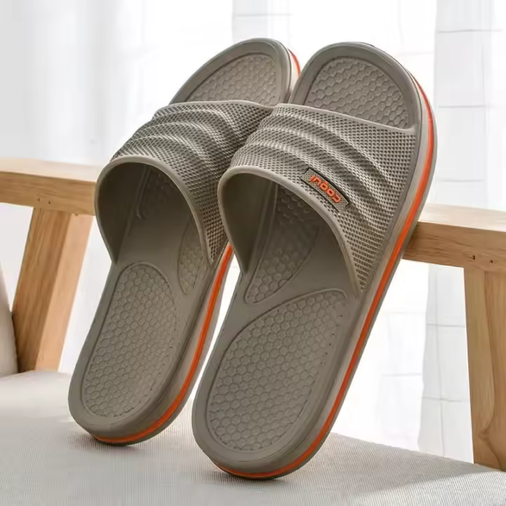 Zapatillas de Interior Suaves y Cómodas para Hombres Zapatillas de Baño Antideslizantes - 1